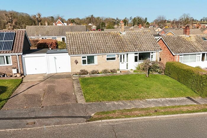 2 Bedroom Detached Bungalow For Sale In Proctor Road, Chedgrave, Norwich, NR14