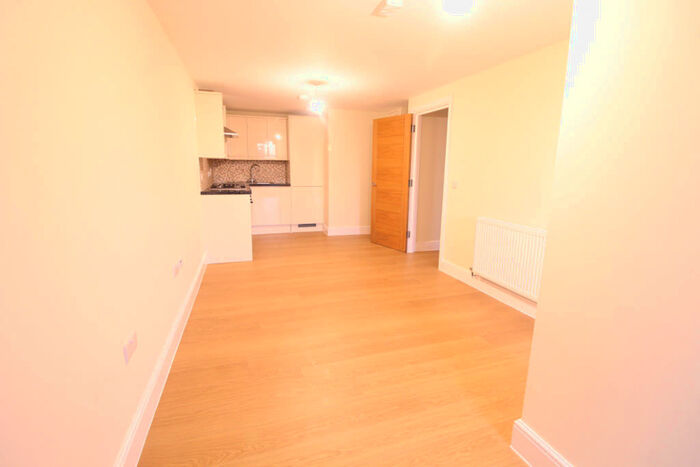 1 Bedroom Flat To Rent In Charter House, High Road, IG1