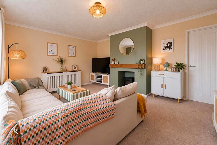3 Bedroom End Of Terrace House For Sale In Holden Avenue, Ramsbottom, BL0