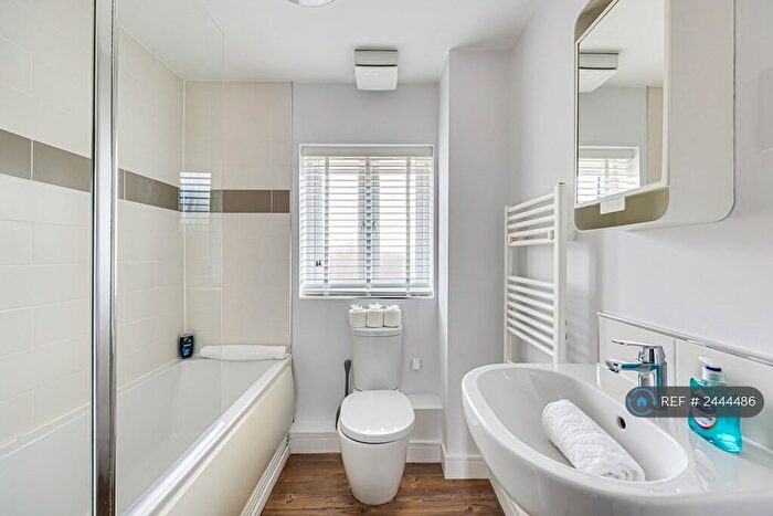 2 Bedroom Detached House To Rent In Pliny Lane, Fairfields, Milton Keynes, MK11