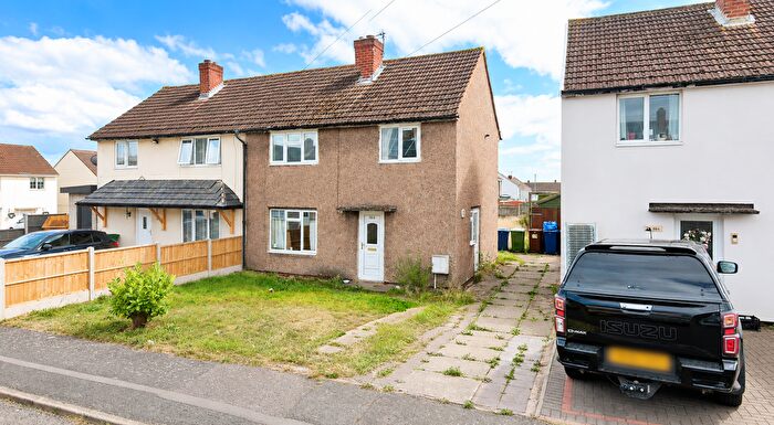3 Bedroom Semi-detached House For Sale In Johnson Road, Cannock, Staffordshire, WS11