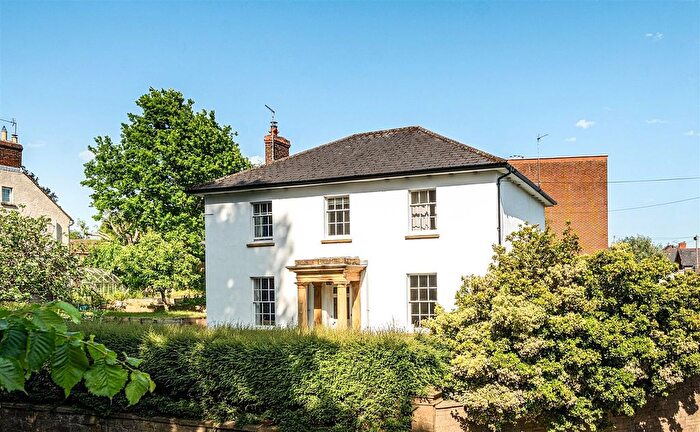 5 Bedroom Detached House For Sale In Mudford Road, Yeovil, BA21