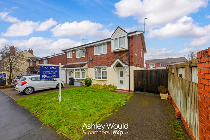 3 Bedroom Semi Detached House For Sale In Belgrave Road, Halesowen, B62