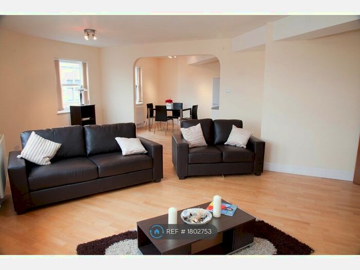 2 Bedroom Flat To Rent In City Road, London, EC1V