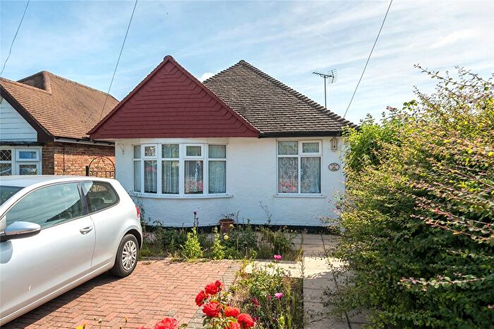 2 Bedroom Bungalow For Sale In Hawthorne Avenue, Biggin Hill, Westerham, TN16