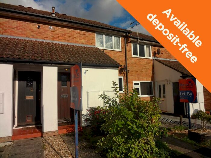 1 Bedroom Flat To Rent In Valentine Court, Waterlooville PO7