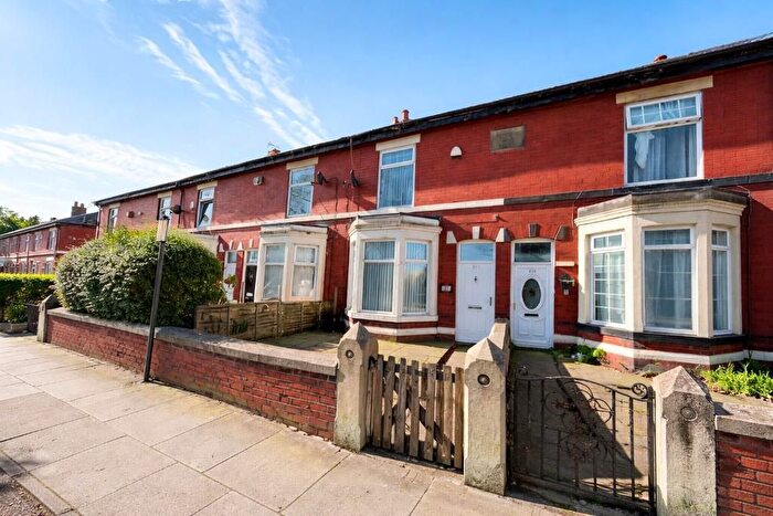3 Bedroom Terraced House To Rent In Walmersley Road, Bury, Lancs, BL9