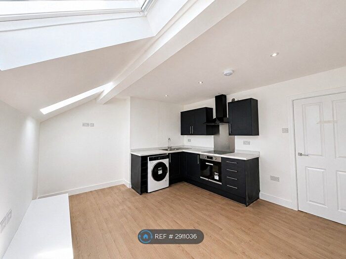 2 Bedroom Flat To Rent In Judges Drive, Liverpool, L6