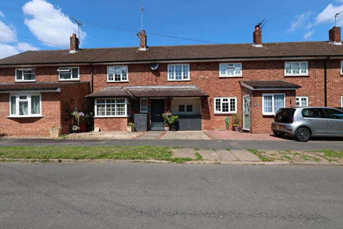 1 Bedroom Apartment To Rent In Austins Mead, Bovingdon, Hemel Hempstead, Hertfordshire, HP3