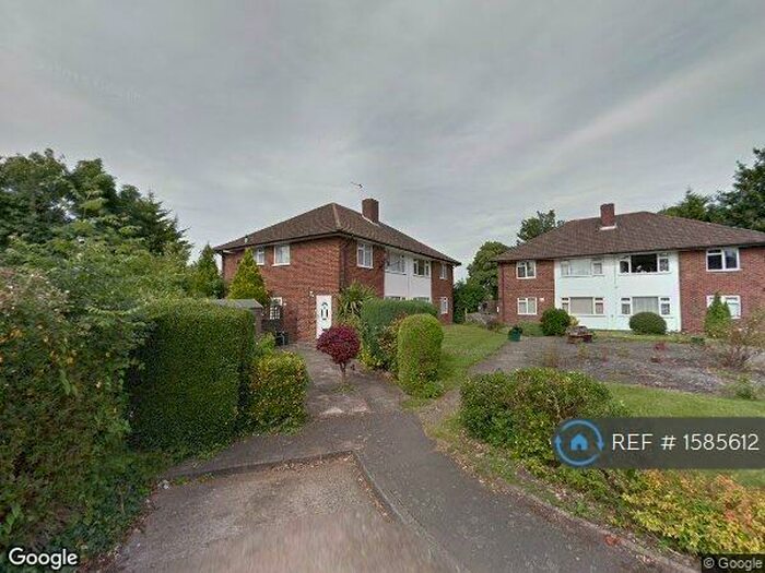 2 Bedroom Maisonette To Rent In Red Lion Close, Orpington, BR5