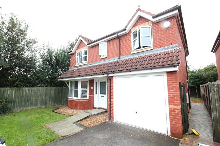 4 Bedroom Detached House For Sale In Blunstone Close, Crewe, Cheshire, CW2