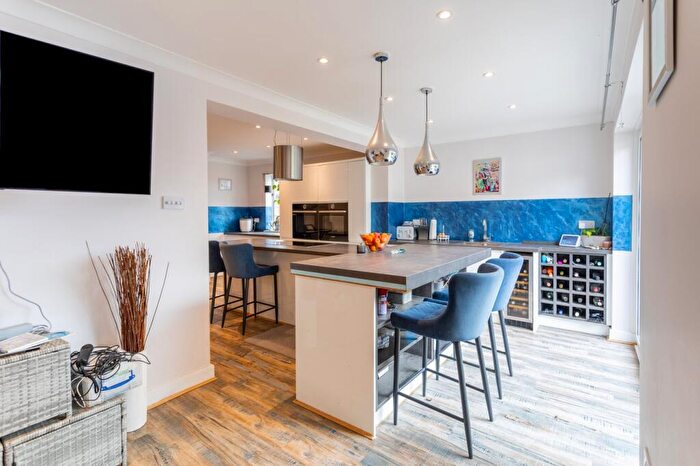 4 Bedroom Detached House For Sale In Glaziers Lane, Normandy, Guildford, GU3
