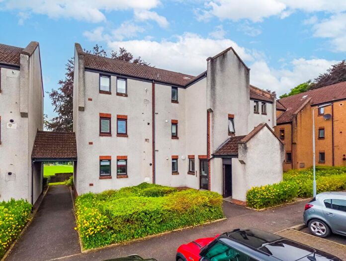 2 Bedroom Apartment To Rent In Tulligarth Park, Alloa, Clackmannanshire, FK10