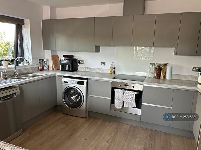 1 Bedroom Flat To Rent In Principia, Tithebarn, Exeter, EX1