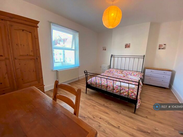 5 Bedroom Terraced House To Rent In Langney Road, Eastbourne, BN21