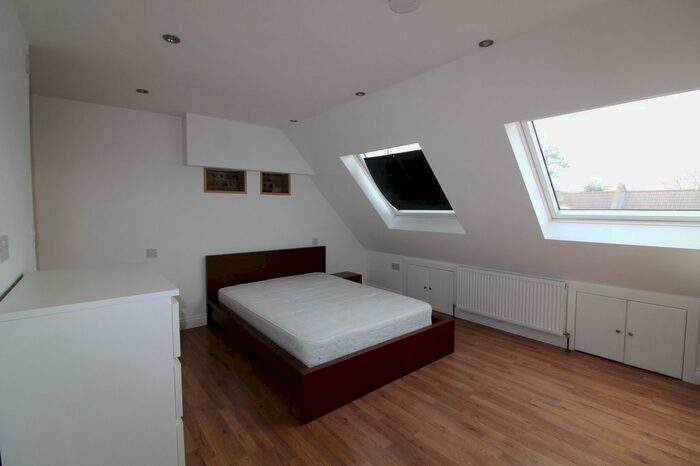 7 Bedroom Terraced House To Rent In Avondale Road, London, N15