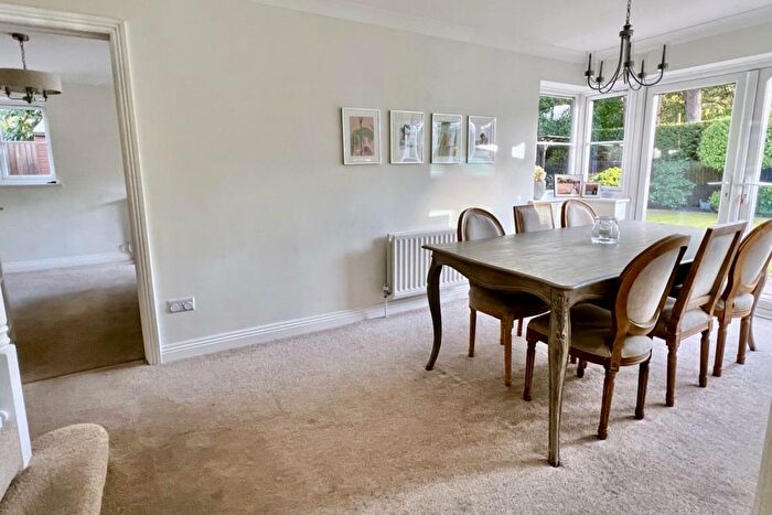 5 Bedroom Detached House For Sale In Hobbs Park, St Leonards, BH24