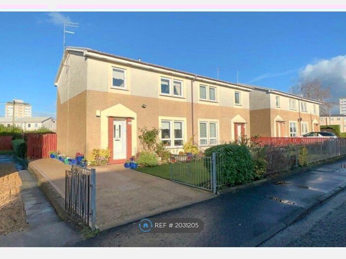 3 Bedroom Semi-Detached House To Rent In Robert Burns Avenue, Glasgow, G81