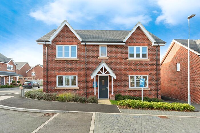 5 Bedroom Detached House For Sale In Webb Close, Steeple Claydon, Buckingham, MK18