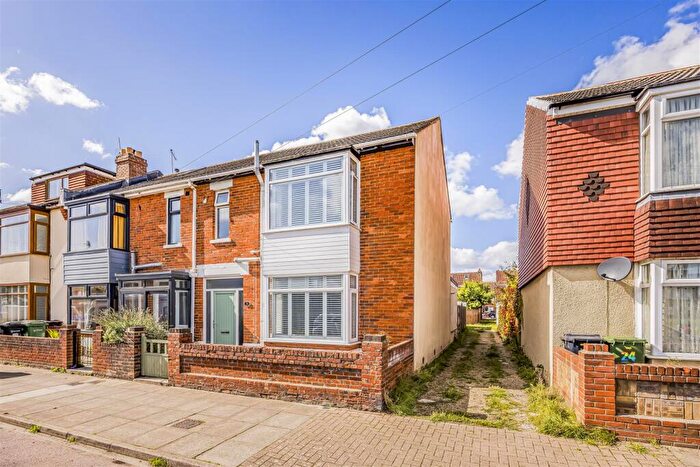 3 Bedroom End Of Terrace House For Sale In Ascot Road, Portsmouth, PO3
