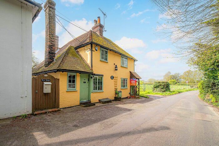 3 Bedroom Cottage For Sale In Newnham Lane, Eastling, ME13