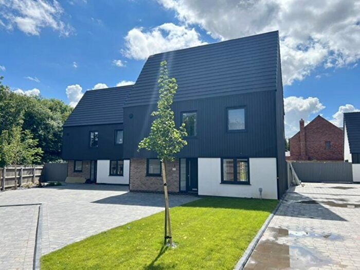 4 Bedroom Detached House To Rent In Louth Road, New Waltham, DN36