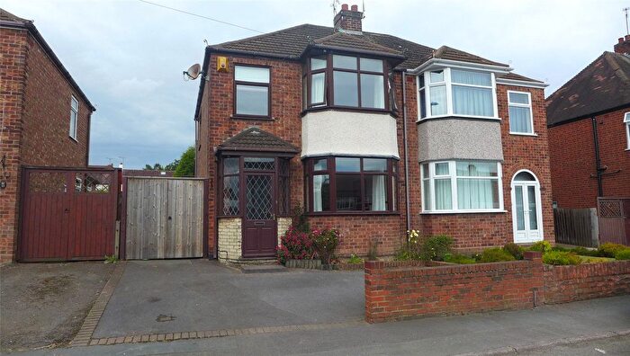 3 Bedroom Semi Detached House To Rent In Stennels Close, Keresley, Coventry, West Midlands, CV6