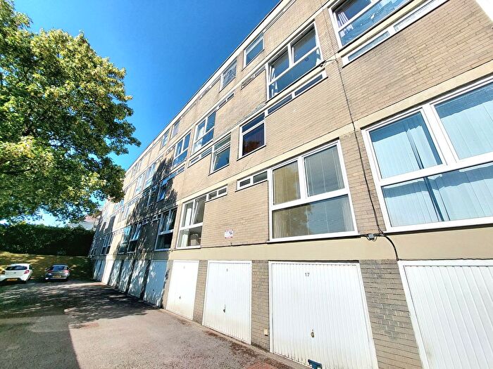 2 Bedroom Maisonette To Rent In Lake Road East, Cardiff, CF23
