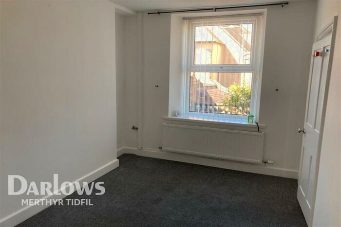 2 Bedroom End Of Terrace House To Rent In Tramroad Terrace, Merthyr, CF47