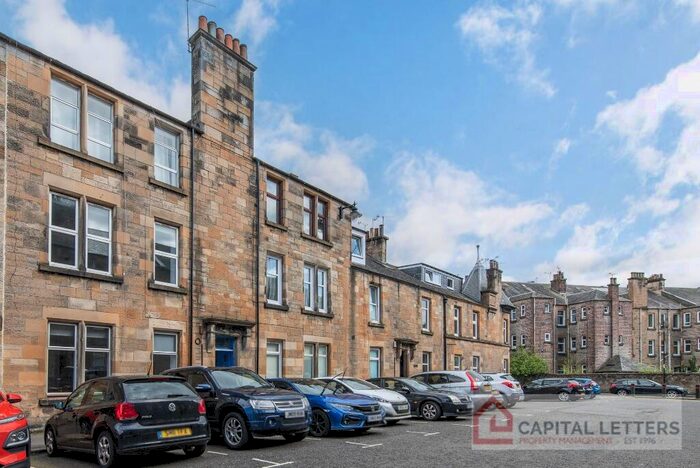 2 Bedroom Flat To Rent In Bruce Street, Stirling Town, Stirling, FK8