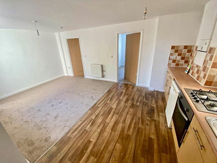 2 Bedroom Flat To Rent In Gower Road, Upper Killay, Swansea, SA2