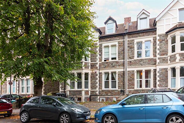 3 Bedroom Apartment For Sale In Blenheim Road | Westbury Park, BS6