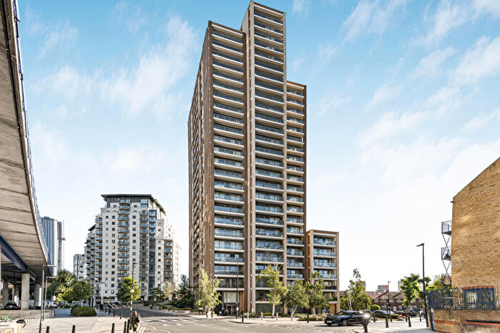 1 Bedroom Apartment For Sale In East Ferry Road, London, E14