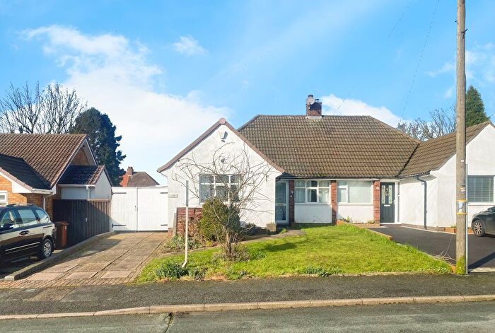 3 Bedroom Semi Detached Bungalow For Sale In Mountford Crescent, Aldridge, WS9