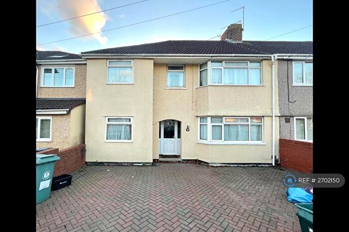 6 Bedroom Terraced House To Rent In Dryleaze Road, Bristol, BS16