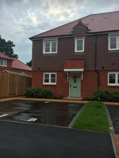 3 Bedroom Semi-Detached House To Rent In Baker Lane, Tonbridge, Kent, TN11