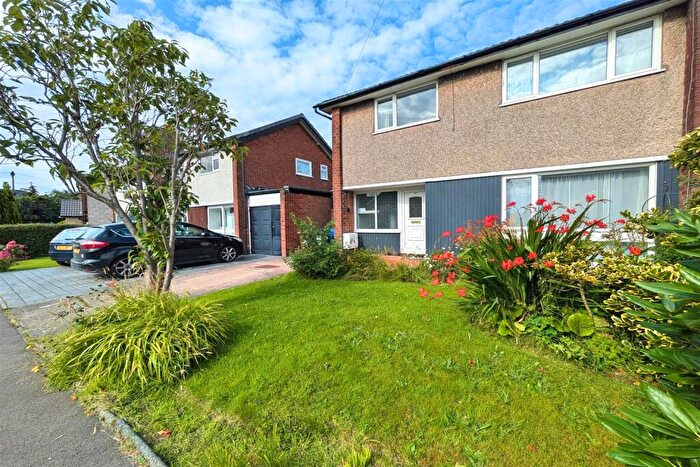 3 Bedroom Semi-Detached House To Rent In Hollingworth Drive, Marple, Stockport, SK6