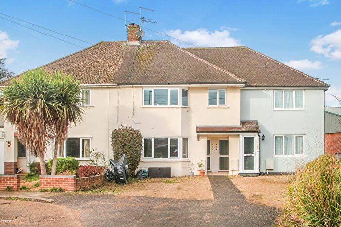 2 Bedroom Flat For Sale In Sutton Courtenay, Oxfordshire, OX14