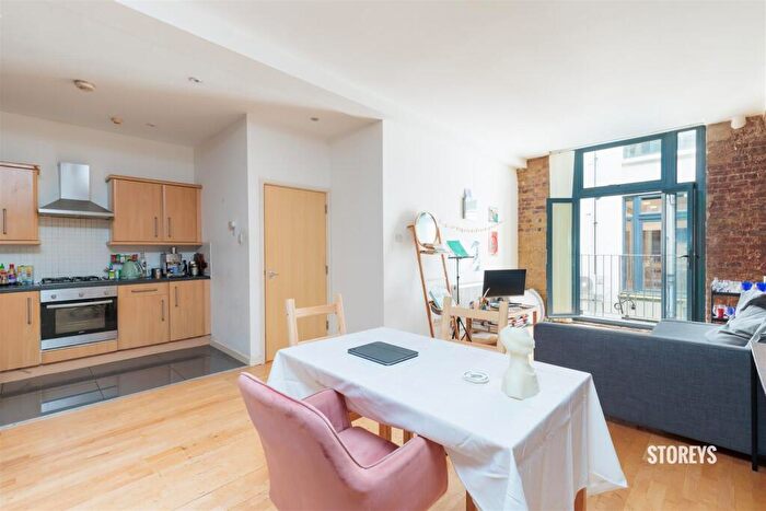 1 Bedroom Flat To Rent In Phipp Street, Shoreditch, EC2A