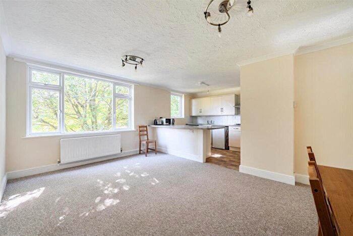 2 Bedroom Apartment For Sale In Fourgates Road, Dorchester, Dorset, DT1