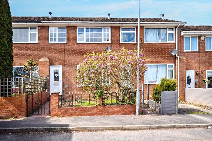 3 Bedroom Terraced House For Sale In Elmwood Drive, Walton, Wakefield, West Yorkshire, WF2