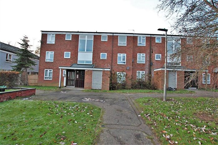 1 Bedroom Apartment To Rent In Downsfield, AL10