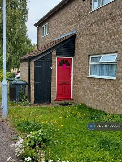 1 Bedroom Flat To Rent In Repton Close, Luton, LU3