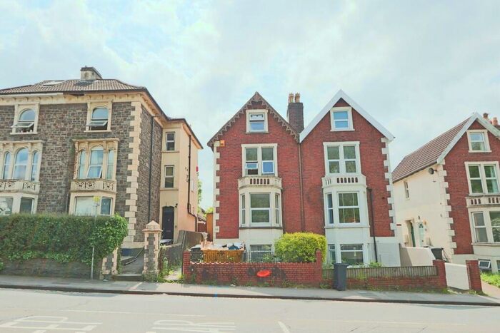 5 Bedroom House To Rent In Church Road, St George, Bristol, BS5