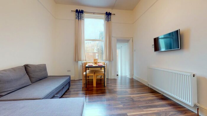 2 Bedroom Flat To Rent In Collingham Place, London, SW5