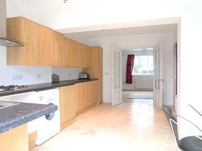 6 Bedroom House To Rent In Barracks Lane, Oxford, OX4