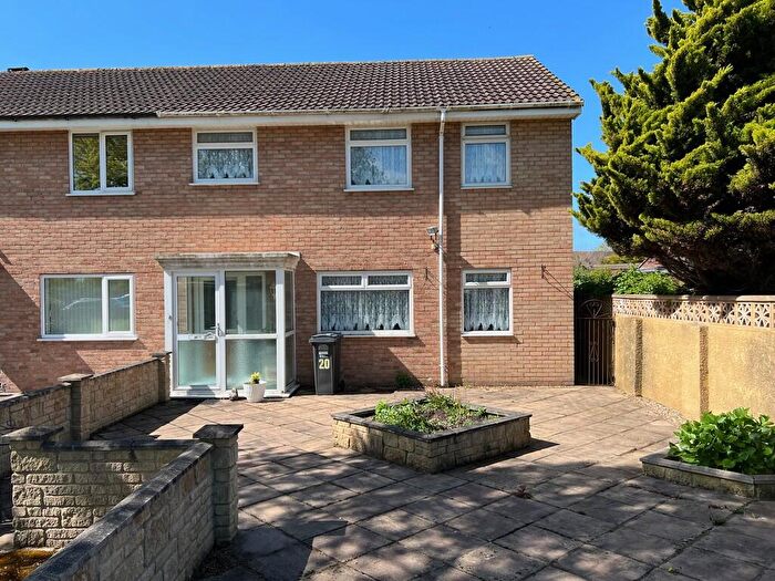 3 Bedroom Semi-Detached House For Sale In Puffin Close, BS22