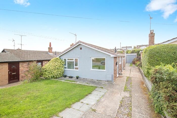 3 Bedroom Detached Bungalow For Sale In The Vineway, Harwich, CO12