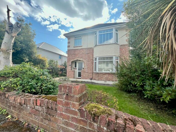 3 Bedroom Detached House To Rent In Wickfield Avenue, Christchurch, BH23