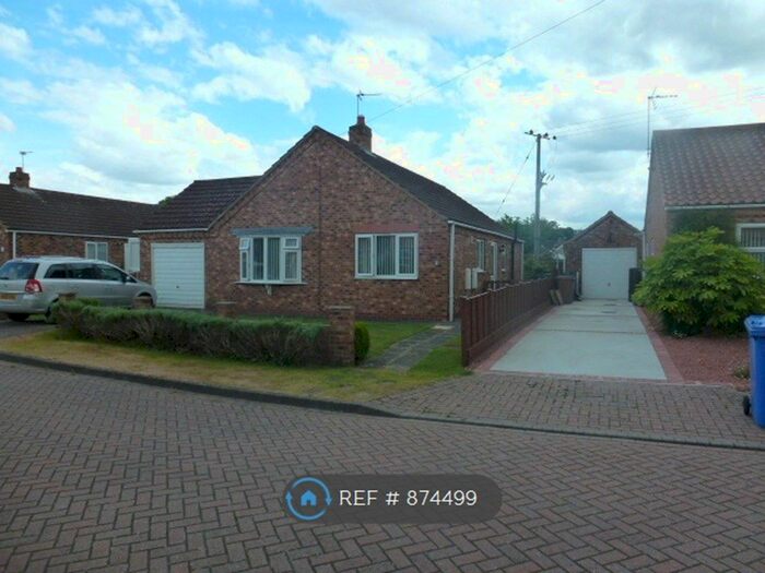 3 Bedroom Bungalow To Rent In Springfield Way, Goole, DN14